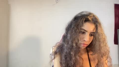 Snapshot of susandolls_ chatting on 02/04/25, 12:19 susan online show from 02/04/25, 12:19