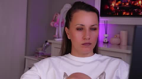 Snapshot of susanjewel chatting on 11/14/25, 07:40 SusanJewel online show from 11/14/25, 07:40