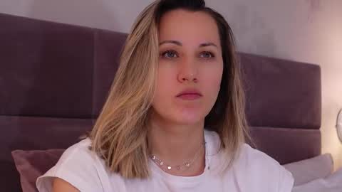 Snapshot of susanjewel chatting on 02/09/26, 07:34 SusanJewel online show from 02/09/26, 07:34