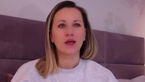 Snapshot of susanjewel chatting on 02/10/26, 08:29 SusanJewel online show from 02/10/26, 08:29