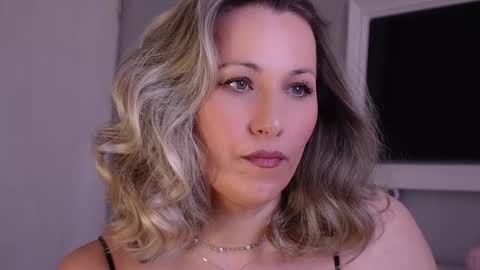 Snapshot of susanjewel chatting on 02/22/26, 10:58 SusanJewel online show from 02/22/26, 10:58