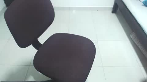 Snapshot of susanleroy chatting on 02/16/25, 08:43 susanleroy online show from 02/16/25, 08:43