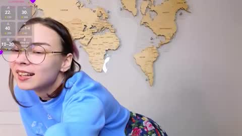 Snapshot of susannahtrojahn chatting on 03/08/26, 03:05 susannahtrojahn online show from 03/08/26, 03:05