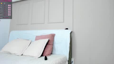 Amelia  online show from 02/12/25, 07:35