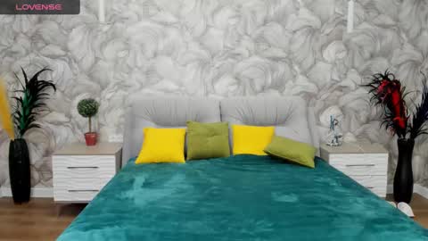 susannjohnson online show from 03/08/25, 03:06