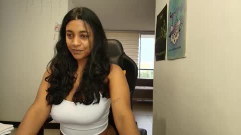 Susan Rhodes online show from 10/07/25, 11:18