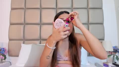 susanthomass online show from 09/20/25, 07:15