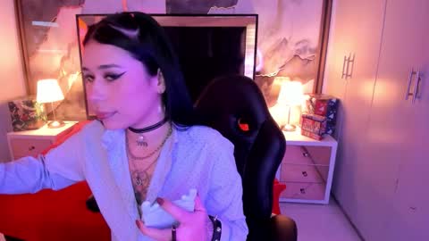 susanvilla online show from 01/05/26, 07:39