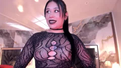 Snapshot of susanvilla chatting on 03/25/26, 07:42 susanvilla online show from 03/25/26, 07:42