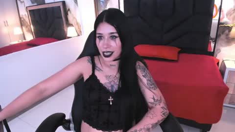 Snapshot of susanvilla chatting on 06/10/26, 07:57 susanvilla online show from 06/10/26, 07:57