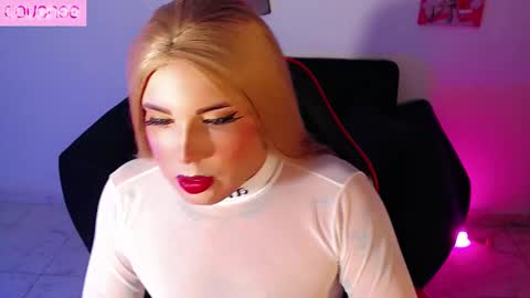 Snapshot of susej_exotic69 chatting on 02/20/26, 03:03 ale online show from 02/20/26, 03:03