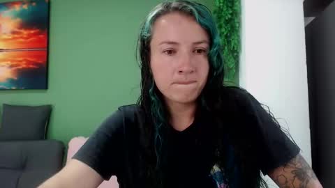 Snapshot of susi_bluee chatting on 03/05/26, 10:06 Susi online show from 03/05/26, 10:06