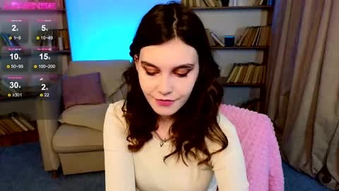 Snapshot of susiemorris chatting on 02/18/25, 01:32 Susie online show from 02/18/25, 01:32