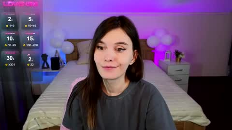 Snapshot of susiemorris chatting on 02/25/25, 08:14 Susie online show from 02/25/25, 08:14