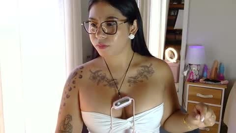 Snapshot of susiesunny chatting on 05/21/26, 07:48 susana online show from 05/21/26, 07:48