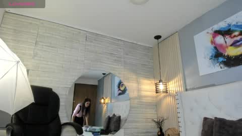 Snapshot of sussy__stone chatting on 04/14/26, 12:00 online show from 04/14/26, 12:00