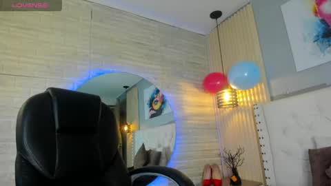 Snapshot of sussy__stone chatting on 05/21/26, 12:12 online show from 05/21/26, 12:12