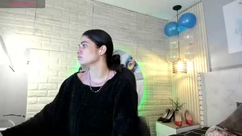 Snapshot of sussy__stone chatting on 06/17/26, 11:56 online show from 06/17/26, 11:56