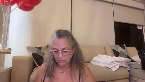 Snapshot of sussy_perez_ chatting on 05/29/26, 05:16 Sussy online show from 05/29/26, 05:16