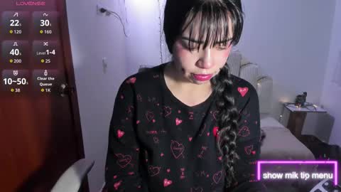 Snapshot of sussy_vanguash chatting on 09/16/25, 01:01 sussy_vanguash online show from 09/16/25, 01:01