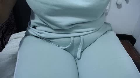 susy_perverttt online show from 05/25/26, 02:12