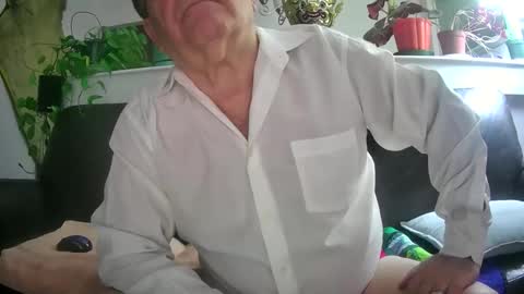 Otto online show from 12/03/25, 05:04