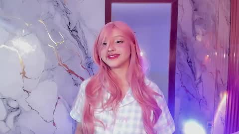 suxan_white online show from 09/09/25, 12:26