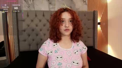 suxan_white online show from 11/07/25, 12:16