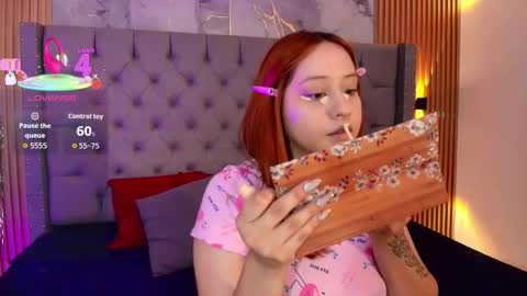 suxan_white online show from 11/28/25, 12:52