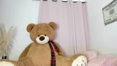 suzan__cooper2 online show from 10/29/25, 05:36