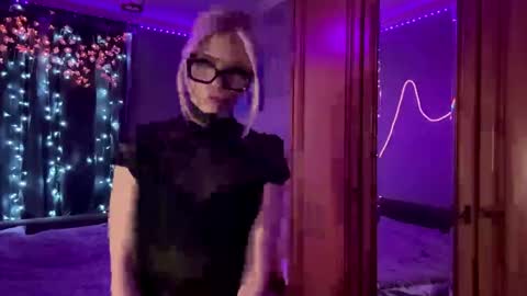 Stacy online show from 05/01/26, 09:19