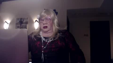 My name is Sissy or more fully Suzanna Aprilia Maria Mariquita Catarina Chinita Banci. Soy una puta - que chimba ladybug online show from 01/24/25, 04:06