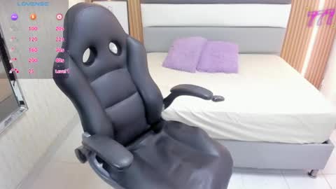 S U Z E T  online show from 04/27/26, 07:34