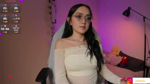 Snapshot of suzumi_ chatting on 03/25/26, 02:39 Jadde online show from 03/25/26, 02:39
