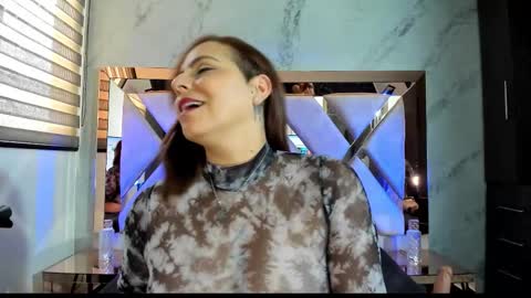 Snapshot of suzy_wise chatting on 03/11/26, 12:22 Suzy online show from 03/11/26, 12:22