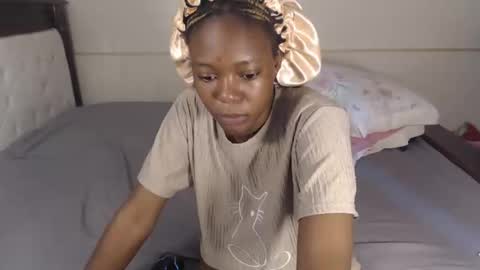 Snapshot of suzyblack4 chatting on 03/02/26, 07:15 Suzy online show from 03/02/26, 07:15