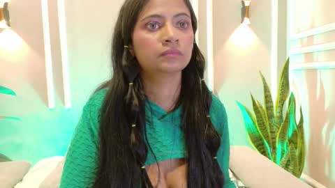 Snapshot of suzyfox chatting on 03/02/26, 11:11 Suzy online show from 03/02/26, 11:11