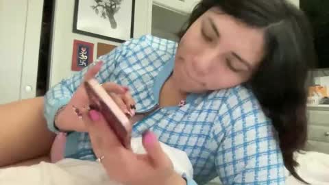 Snapshot of suzyishellawet chatting on 01/31/26, 07:11 Suzy online show from 01/31/26, 07:11