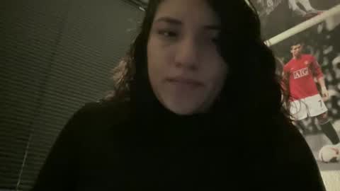 Snapshot of suzyishellawet chatting on 02/17/26, 07:38 Suzy online show from 02/17/26, 07:38