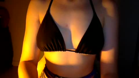 The real sugar baby   Suzy Summer   online show from 03/06/25, 09:47