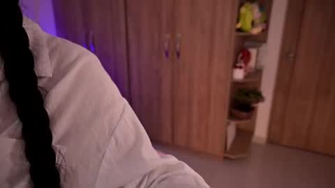 Snapshot of sw_sofi chatting on 09/29/25, 02:49 Sofis schedule 10pm until 4am GMT-5 online show from 09/29/25, 02:49