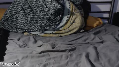 Snapshot of swanou87 chatting on 02/26/26, 04:11 swanou87 online show from 02/26/26, 04:11