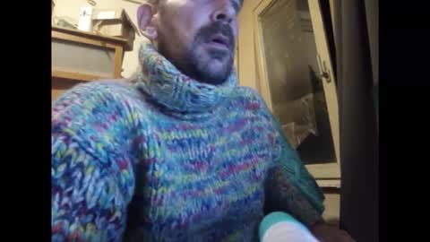 Snapshot of sweaterboy666 chatting on 09/30/25, 10:48 sweaterboy666 online show from 09/30/25, 10:48