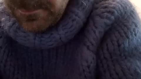 Snapshot of sweaterboy666 chatting on 11/26/25, 10:27 sweaterboy666 online show from 11/26/25, 10:27