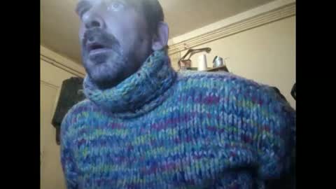 Snapshot of sweaterboy666 chatting on 11/27/25, 02:35 sweaterboy666 online show from 11/27/25, 02:35