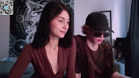 Snapshot of sweathome chatting on 10/12/25, 08:57 sweaties3 online show from 10/12/25, 08:57