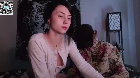 Snapshot of sweathome chatting on 10/23/25, 09:41 sweaties3 online show from 10/23/25, 09:41