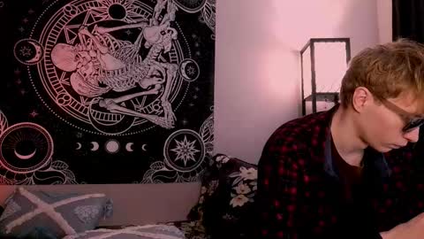 Snapshot of sweathome chatting on 01/10/26, 02:41 sweaties3 online show from 01/10/26, 02:41