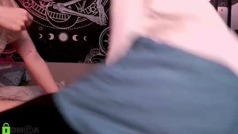 Snapshot of sweathome chatting on 03/05/26, 03:19 sweaties3 online show from 03/05/26, 03:19