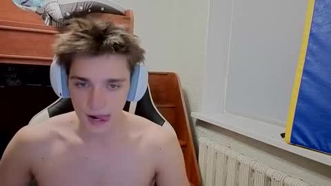 sweeetyangeel online show from 10/23/25, 04:28